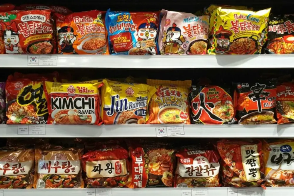 Boleh Nggak Sih Makan Mie Instan Tiap Hari? Coba Cek Dulu Faktanya Disini 